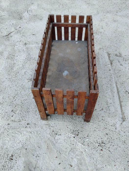 Donica drewniana do ogrodu