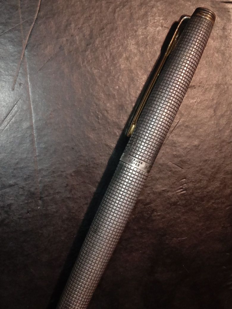 Caneta parker 75 em prata e ouro
