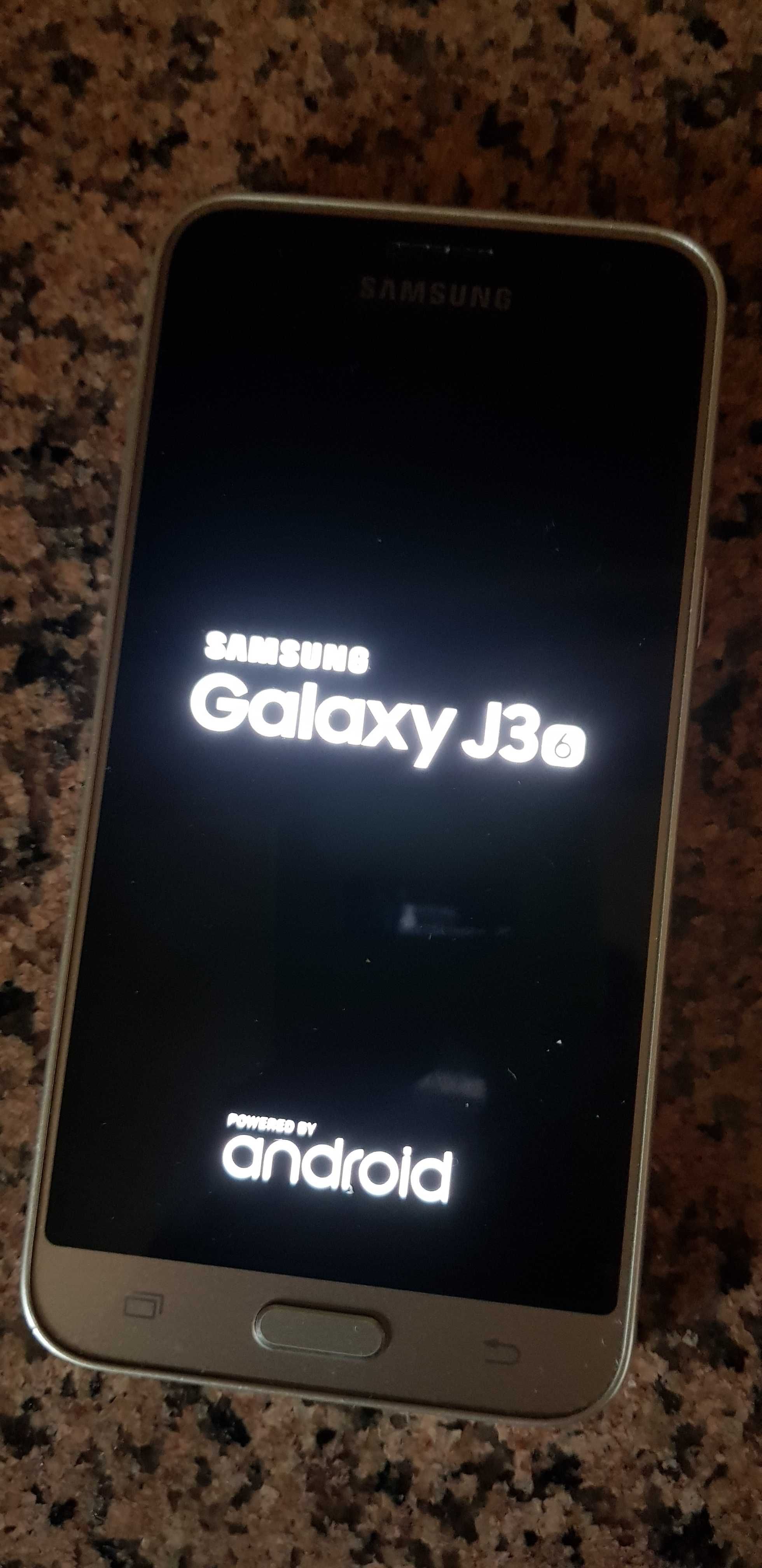 Samsung J3 6 dourado