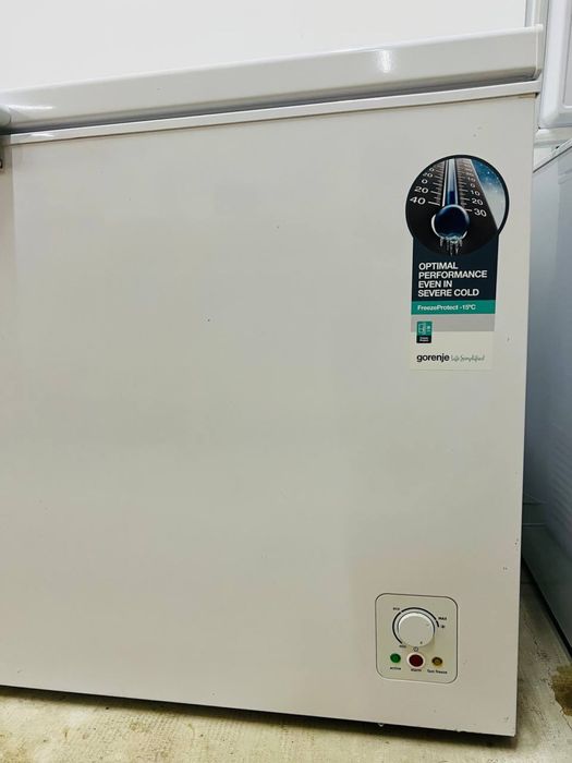 Морозильна камера Gorenje FH451CW