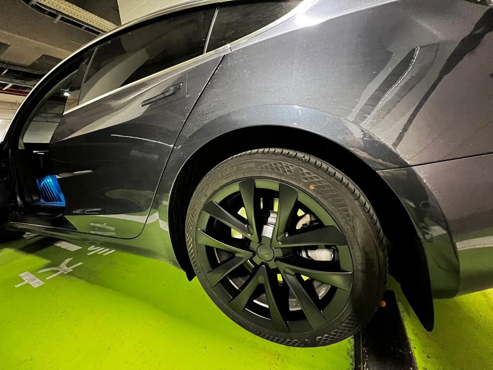 Колпаки на колеса tesla model 3 r18 plaid style