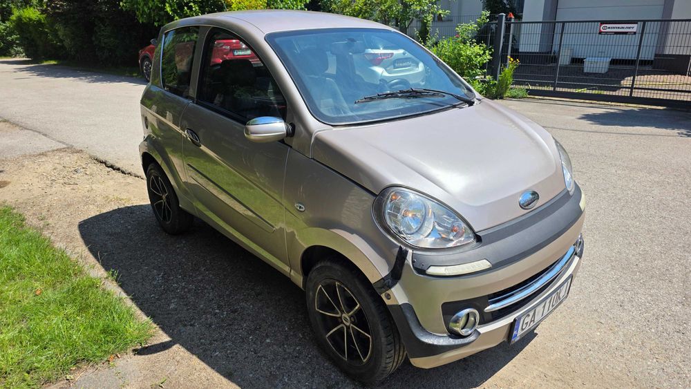 Microcar M.GO kat. B1 L7e złoty 4 osoby