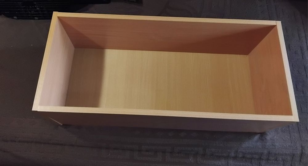 Продам полку настенную.