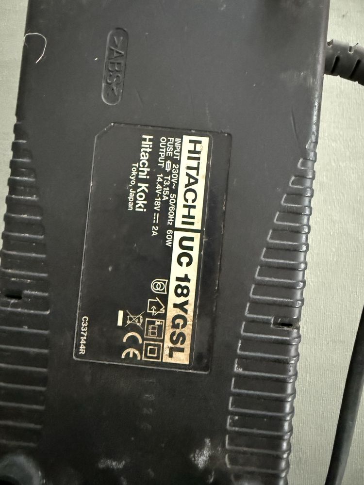 Hikoki Ladowarka hitachi UC 18YGSL  bateria hitahi 5.0Ah Li-ion