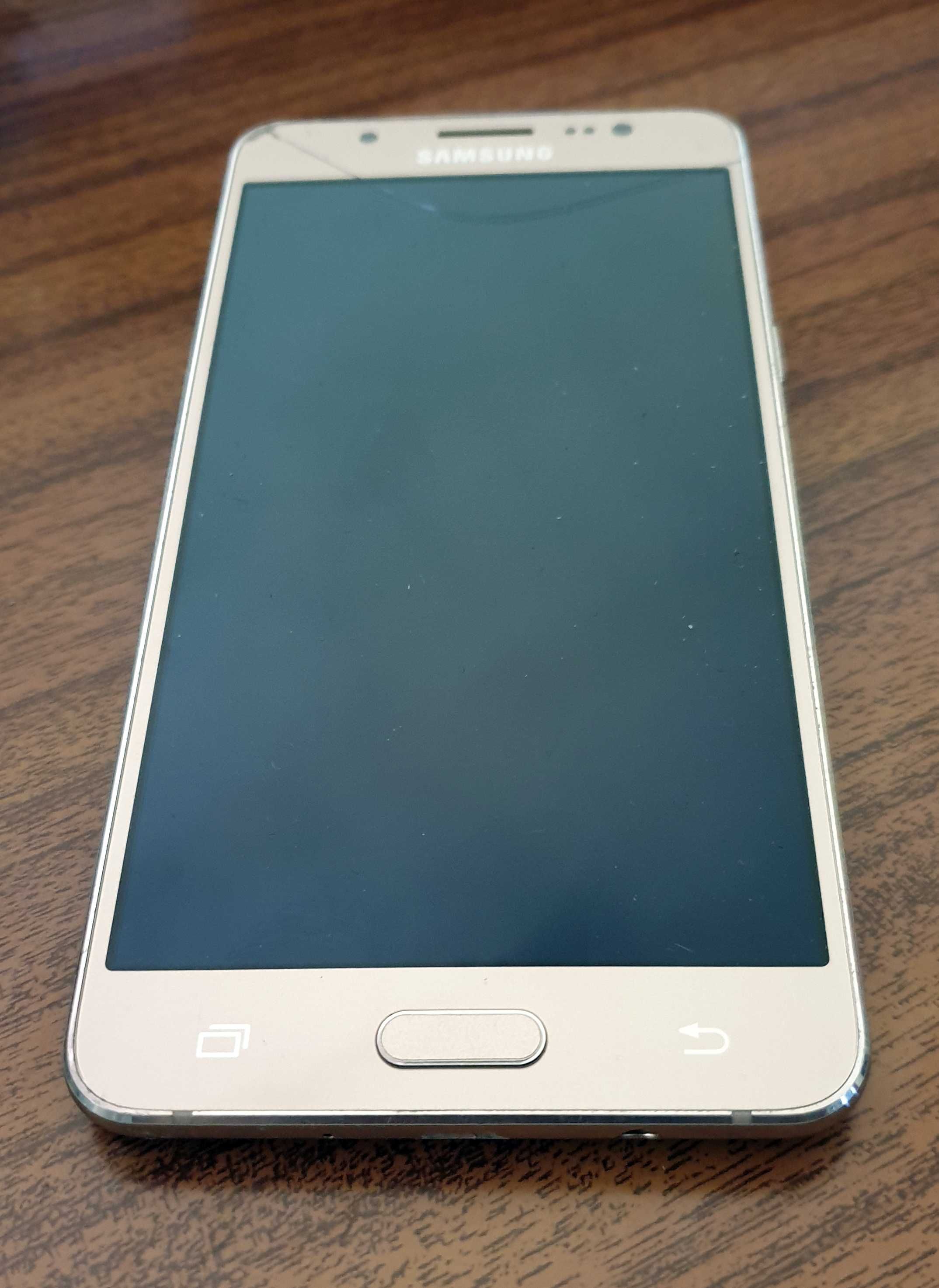 Samsung Galaxy J5 6