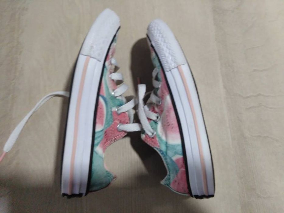 Sapatilhas Converse All Star, tamanho 28,5