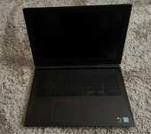 | Laptop gamingowy DELL | Inspiron 15-7577 | Windows 10 |