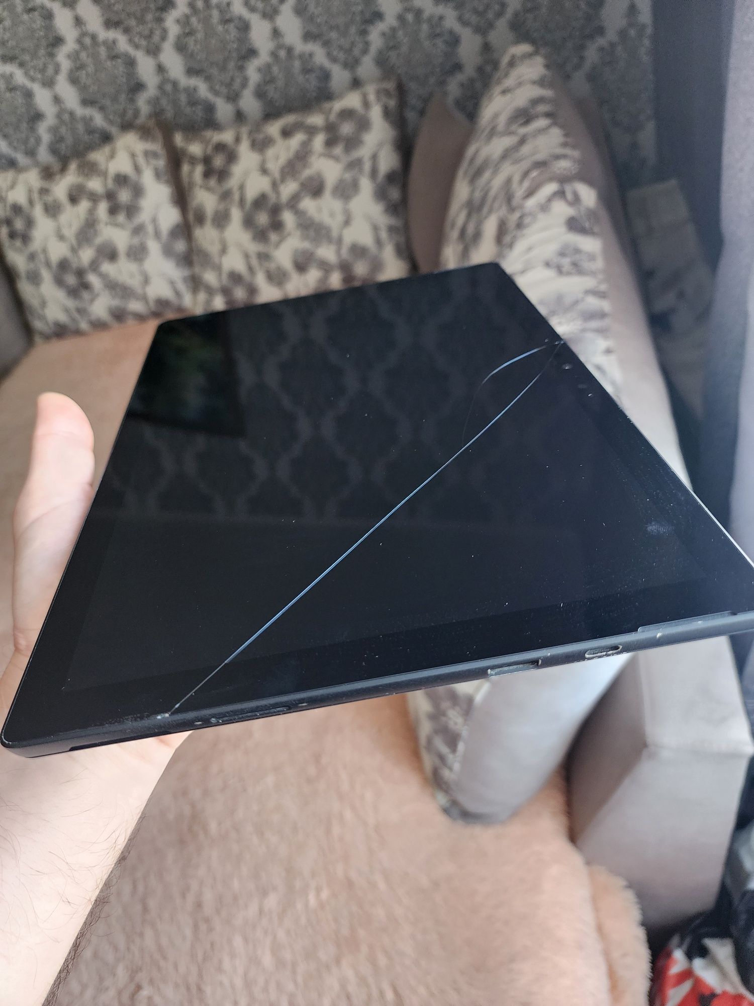 Surface pro 7 Black 1866 8/256 i5-1035G4