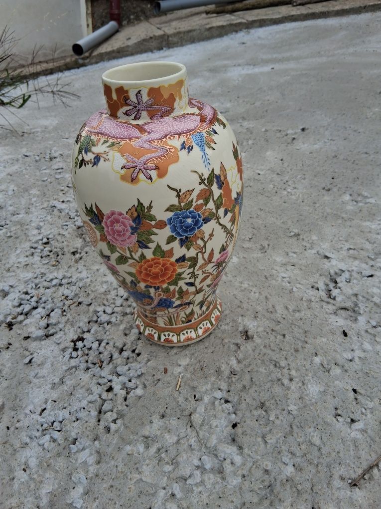 Jarra  antigo  em  bom estado