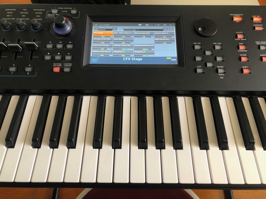 Yamaha MODX7+ jak nowa