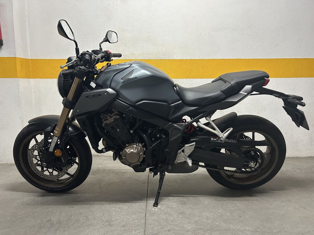 Honda cb 650R de 2023