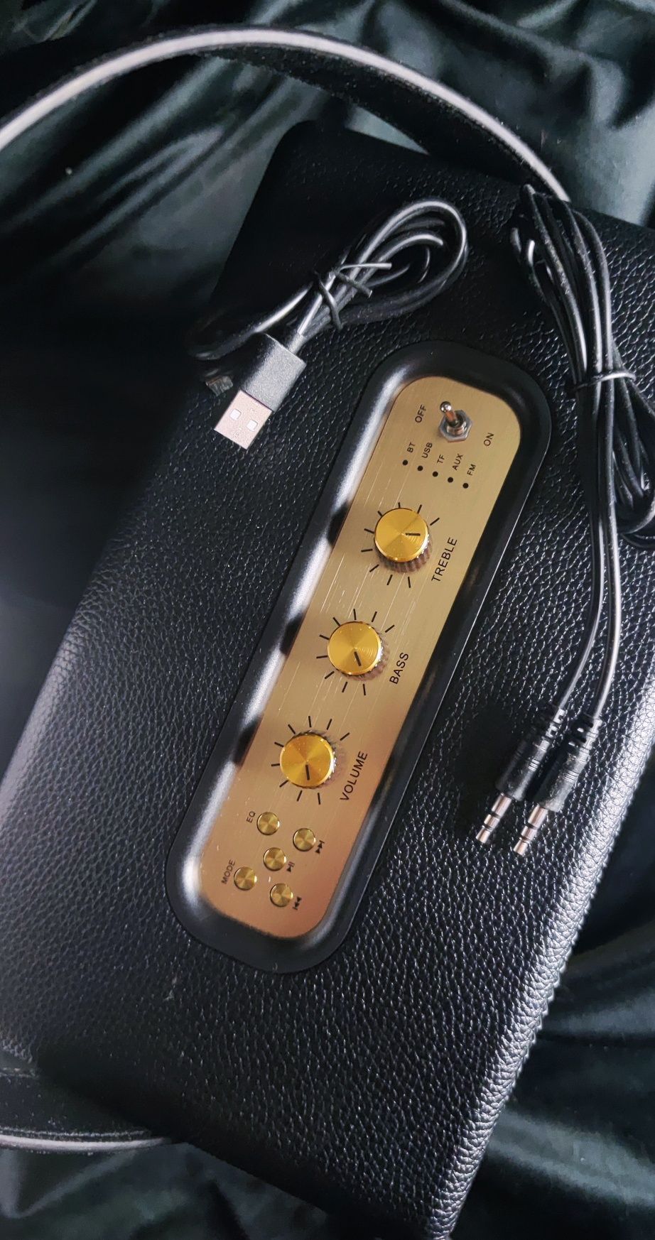 Duży Czarny Mobilny przenośny głośnik bluetooth portable radio vintage