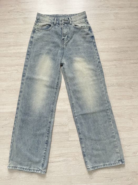 Широкі джинси.