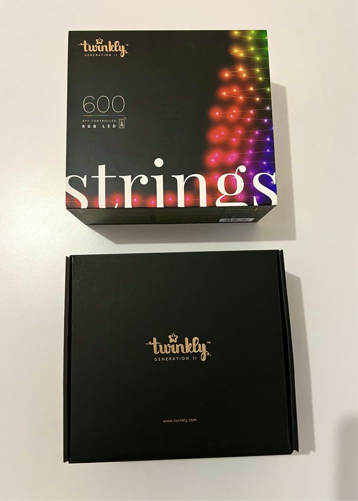 Світлодіодна Smart LED-гірлянда Twinkly Strings RGB+W 400, BT+ Wi-Fi