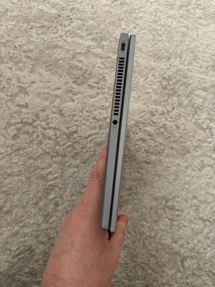 Dell latitude 7330 i5-1235u 16gb ram 13.3”FHDips екран сенсор
