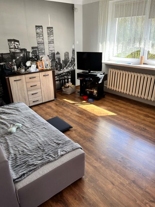 Dom z budynkami gospodarczymi i ziemią rolną