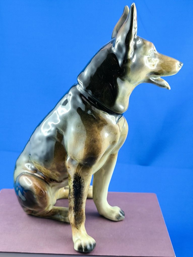 Owczarek niemiecki Goldscheider Wien 1922-42r #pies # porcelana