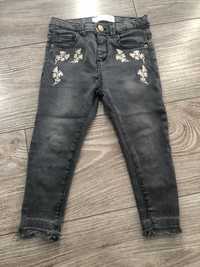 Spodnie jeansowe Zara r. 98