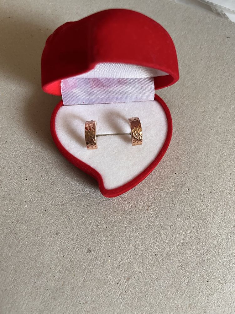 Сережки  585 проба