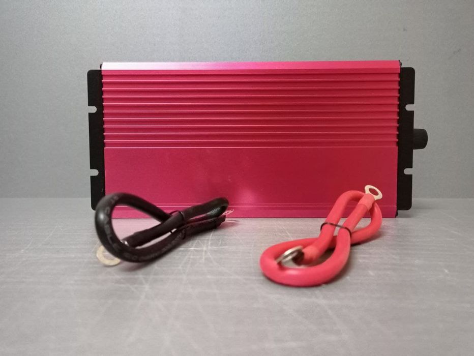 Перетворювач , інвертер напруги 12в-220в