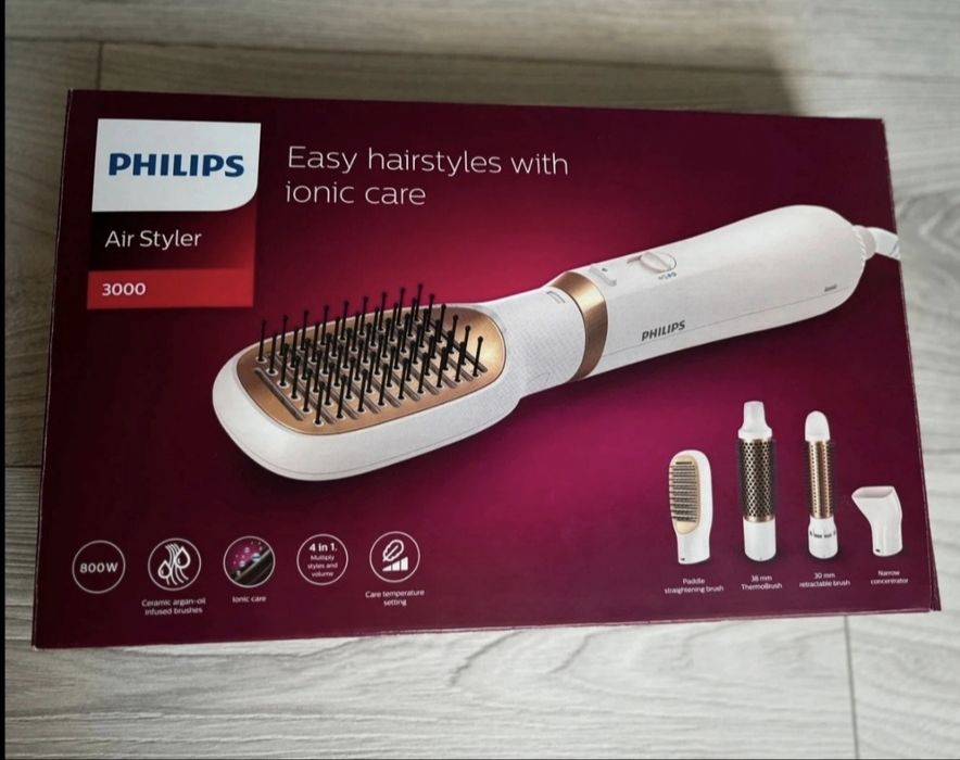 Lokówko - suszarka Philips z różnymi końcówkami