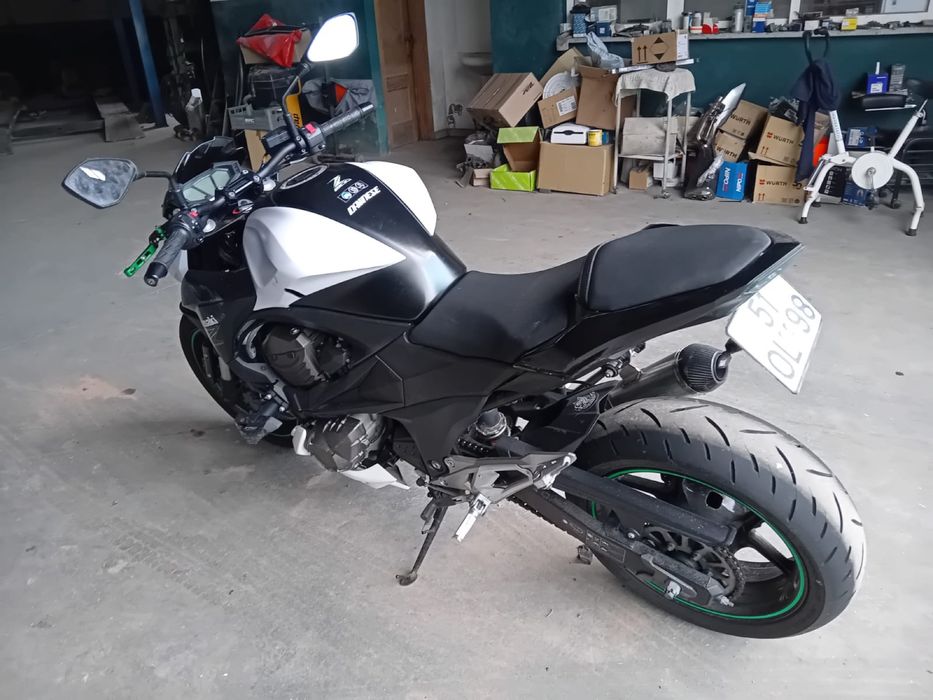 Kawasaki z800.