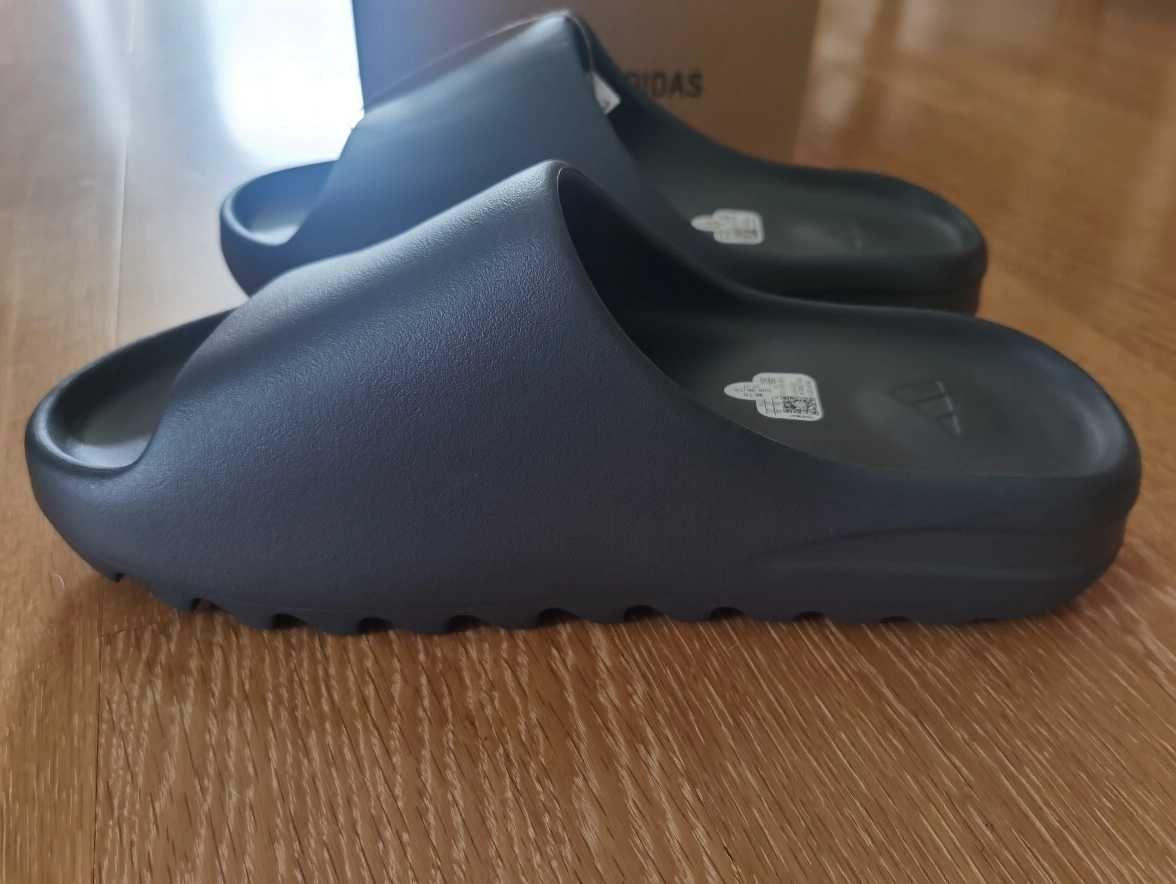 adidasYeezySlide Czarny kIapki kIapki damskie R.37