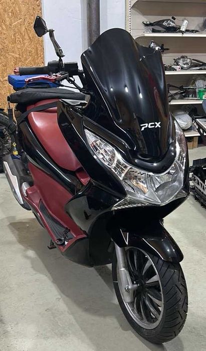 Продам скутер HONDA PCX 150