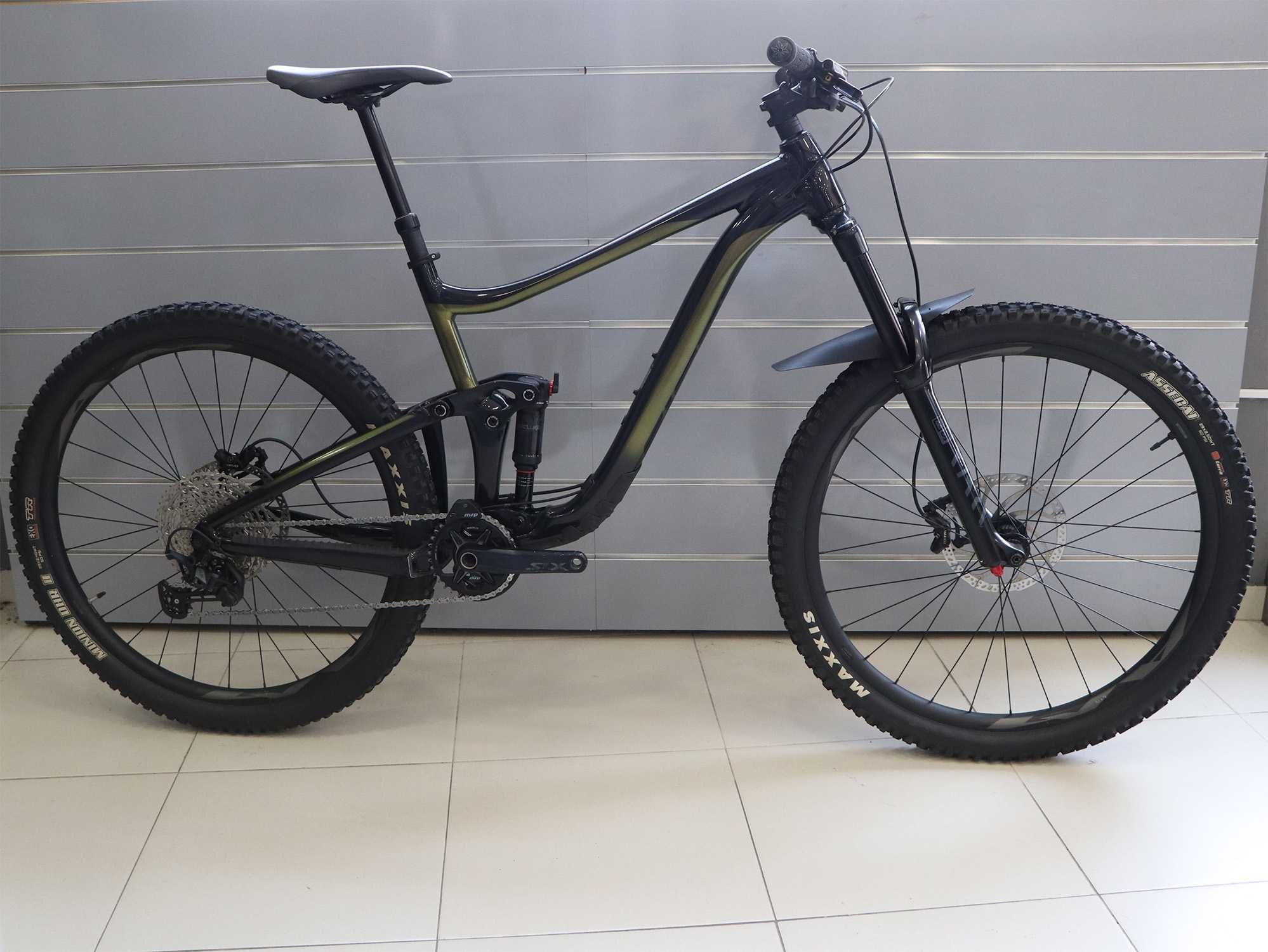 Bicicleta GIANT Reign 29 2 (L)