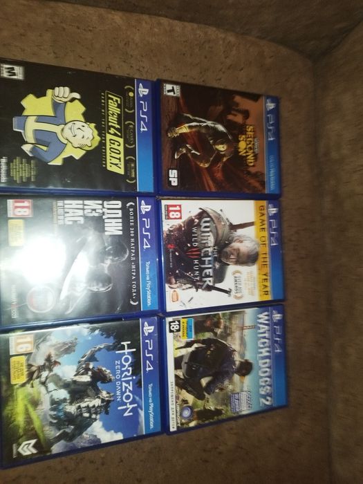 Продам Диск с играмі PS4