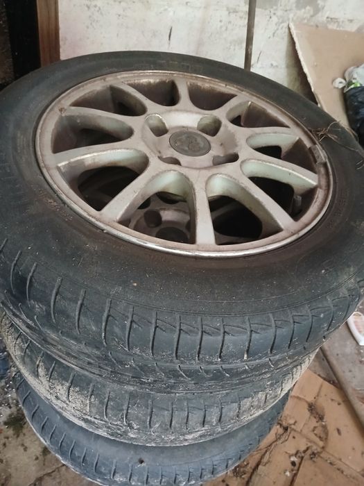 Volvo V40 koła alufelgi R15