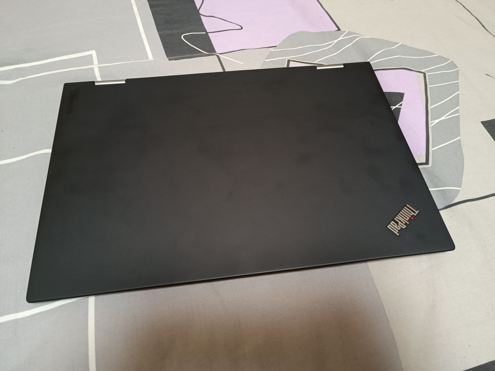 lenovo thinkpad x1 yoga gen2 i7/8/250