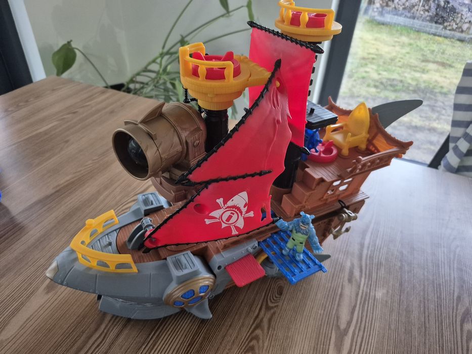 Statek piracki Fisher price