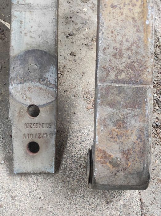 Продам ресору Рено Маскот