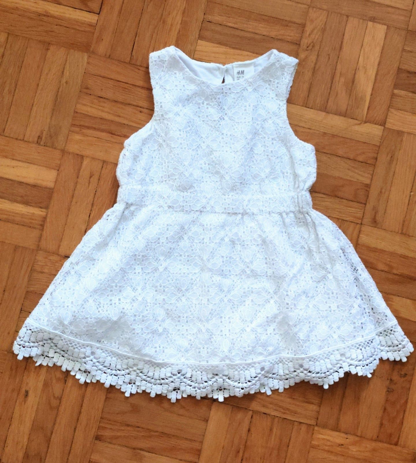 Kremowa, koronkowa sukieneczka – H&M – 74 cm / 6-9 m-cy