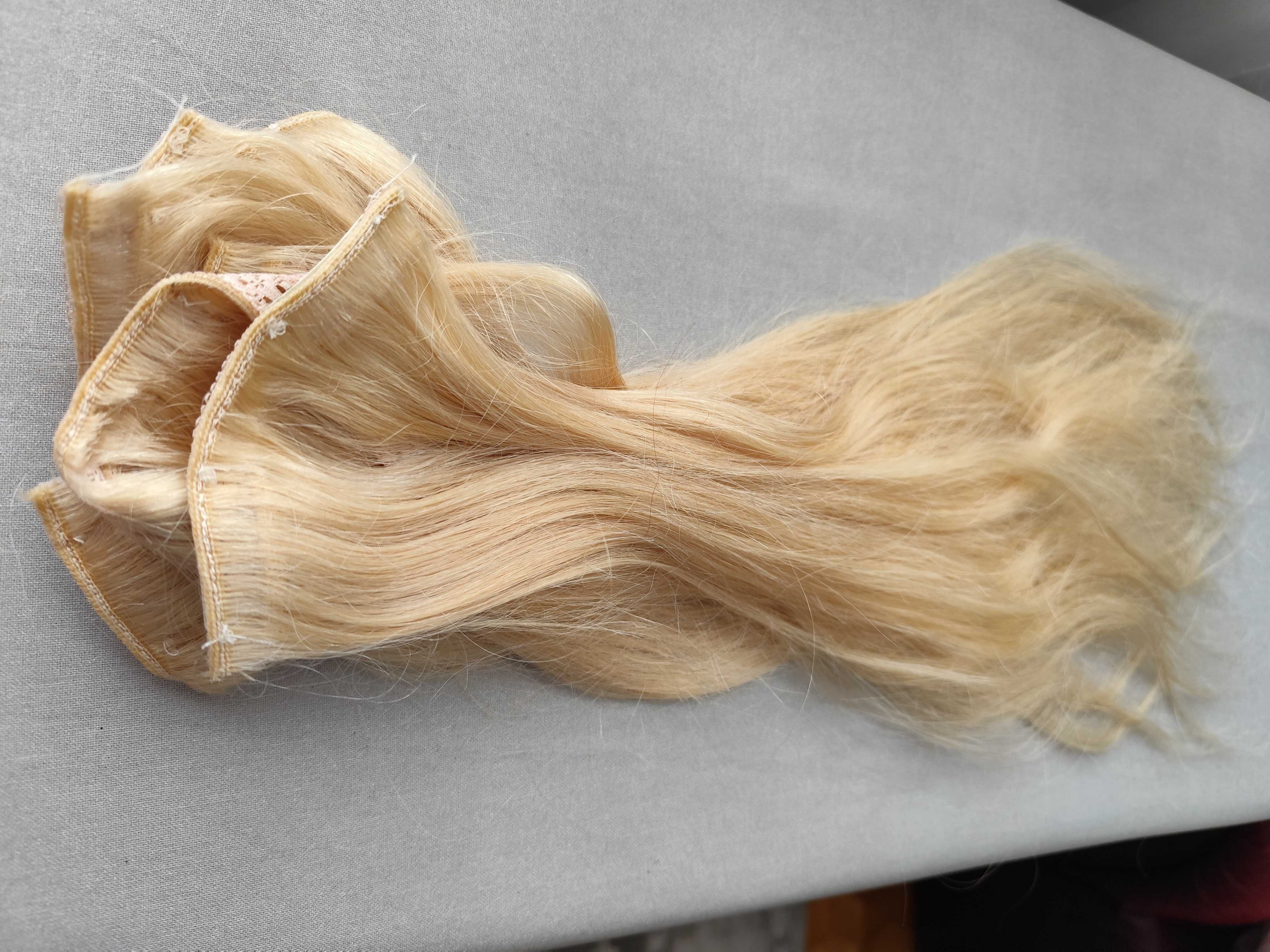 Włosy naturalne doczepiane jasny blond na spinkach 95 g 45 cm zestaw