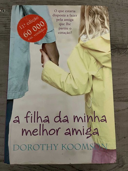 Livros diversos, em português e inglês