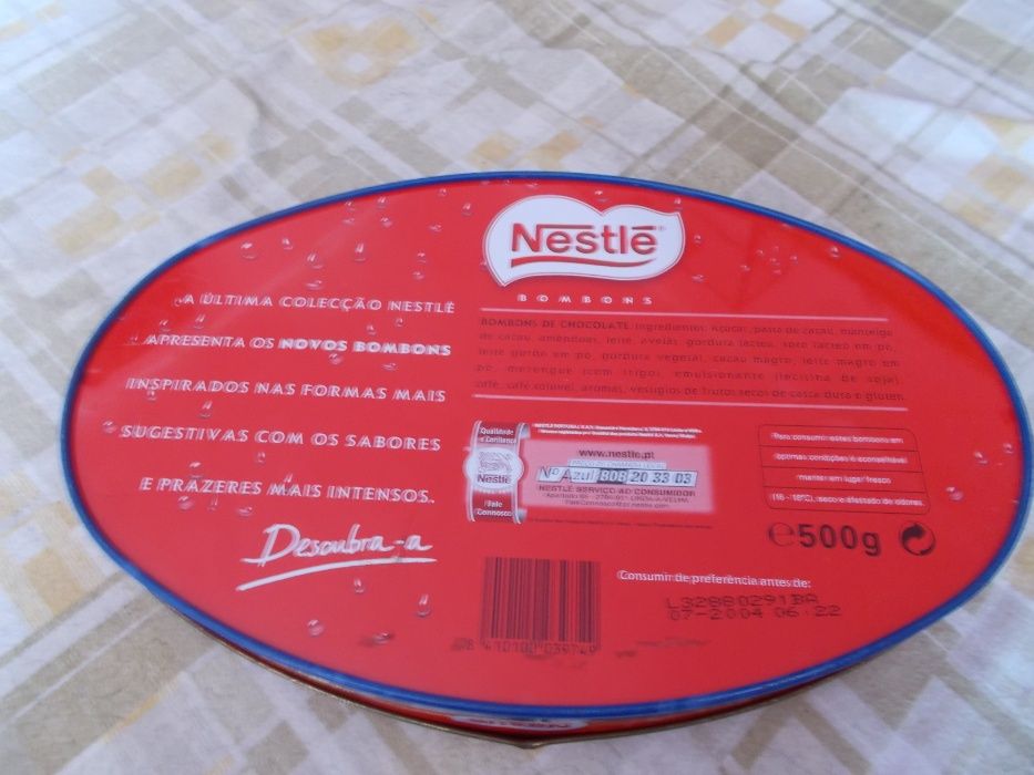 Lata da Nestlé em muito bom estado