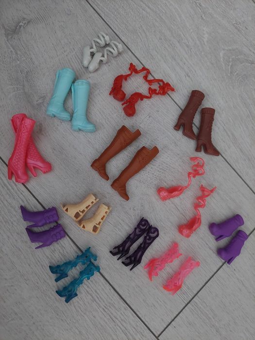 Buciki do lalek barbie