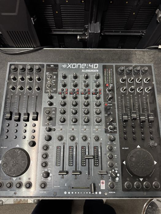 Allen & Heath Xone:4D