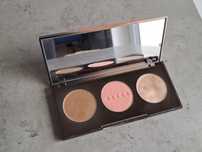 Paleta paletka róż bronzer rozświetlacz Becca Sunchaser Palette