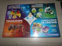 Brinquedo didático 4 em 1