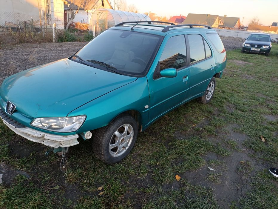 Розберу по запчастинам Пежо 306