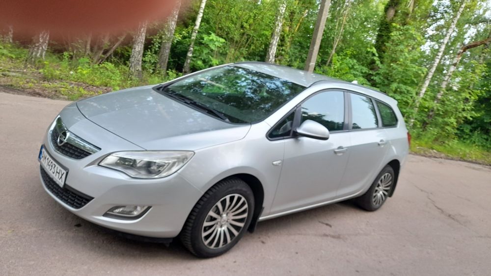 Продам  опель астра j 1.6 газ/бензин