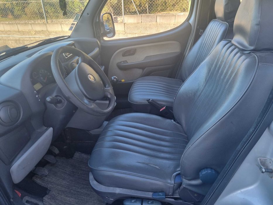 Fiat Doblo 1.3 Mjet  5 lugares a Gasoleo 2008