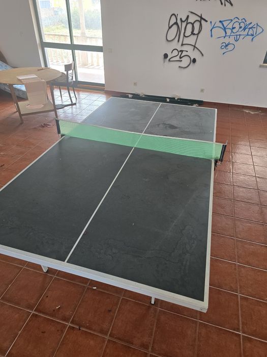 Mesa de Ping-Pong Dobrável com Rodas – Muito Robusta – Completa