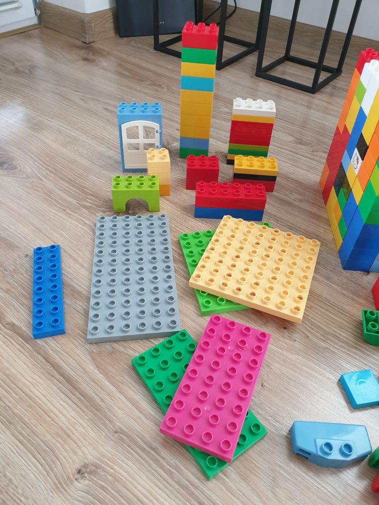 Lego Duplo około 450 elementów