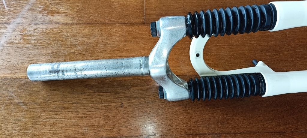 Suspensão 26 Rock SHOX