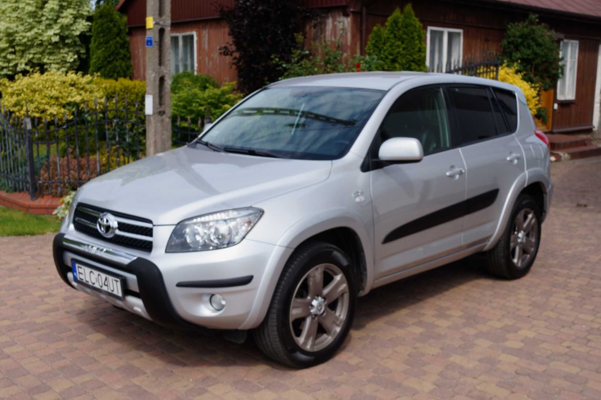 Toyota RAV4 2006r. 177 KM