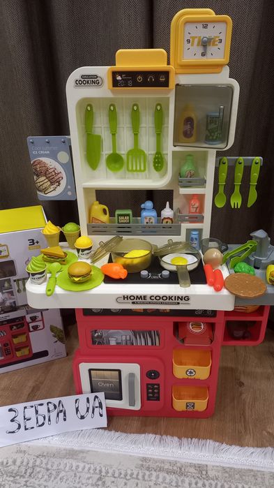 Кухня 82см нові дитяча з водою,парою, світ,звук,65 придмета